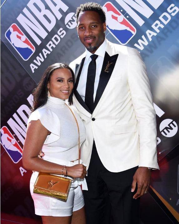 捧起奥布莱 捧起奥布莱