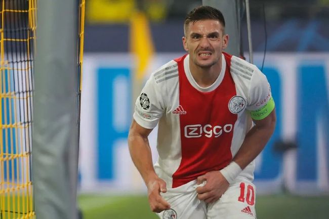 竞争激烈的 竞争激烈的