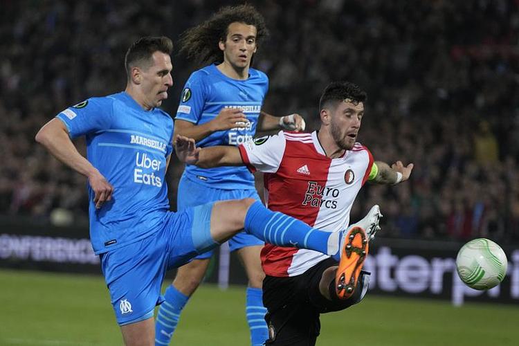 对阵中场强 对阵中场强