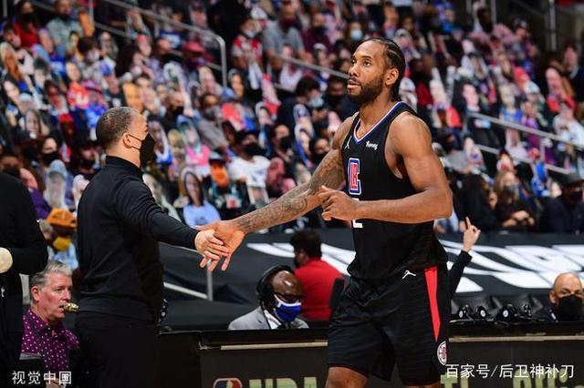 中场的调整 中场的调整