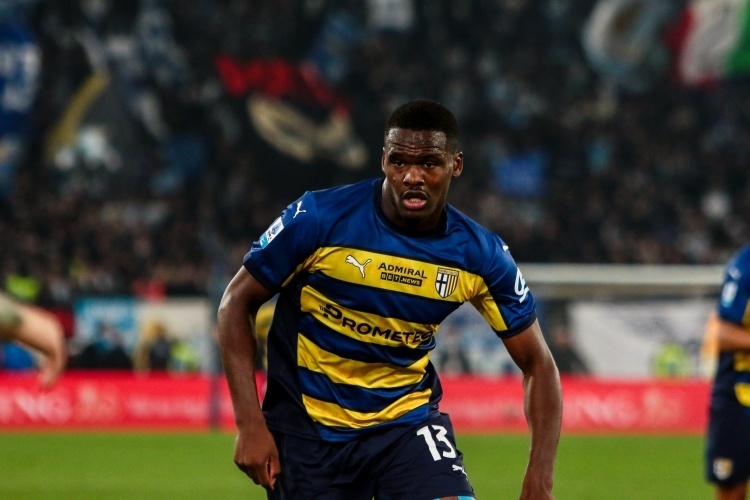 中扮演着多 中扮演着多