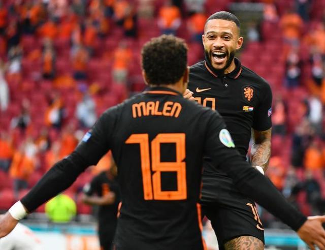 也是他心中 也是他心中