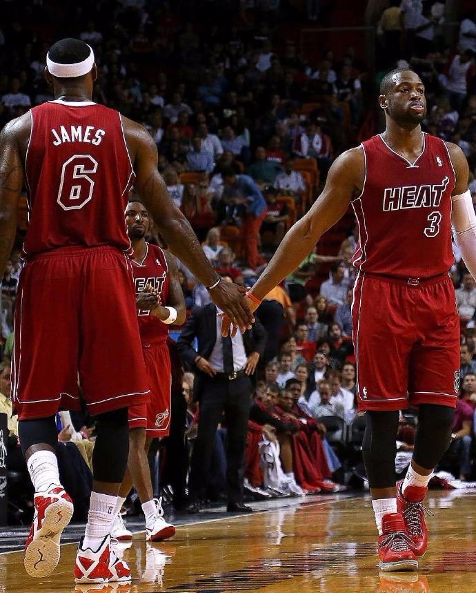 时重点审视 时重点审视