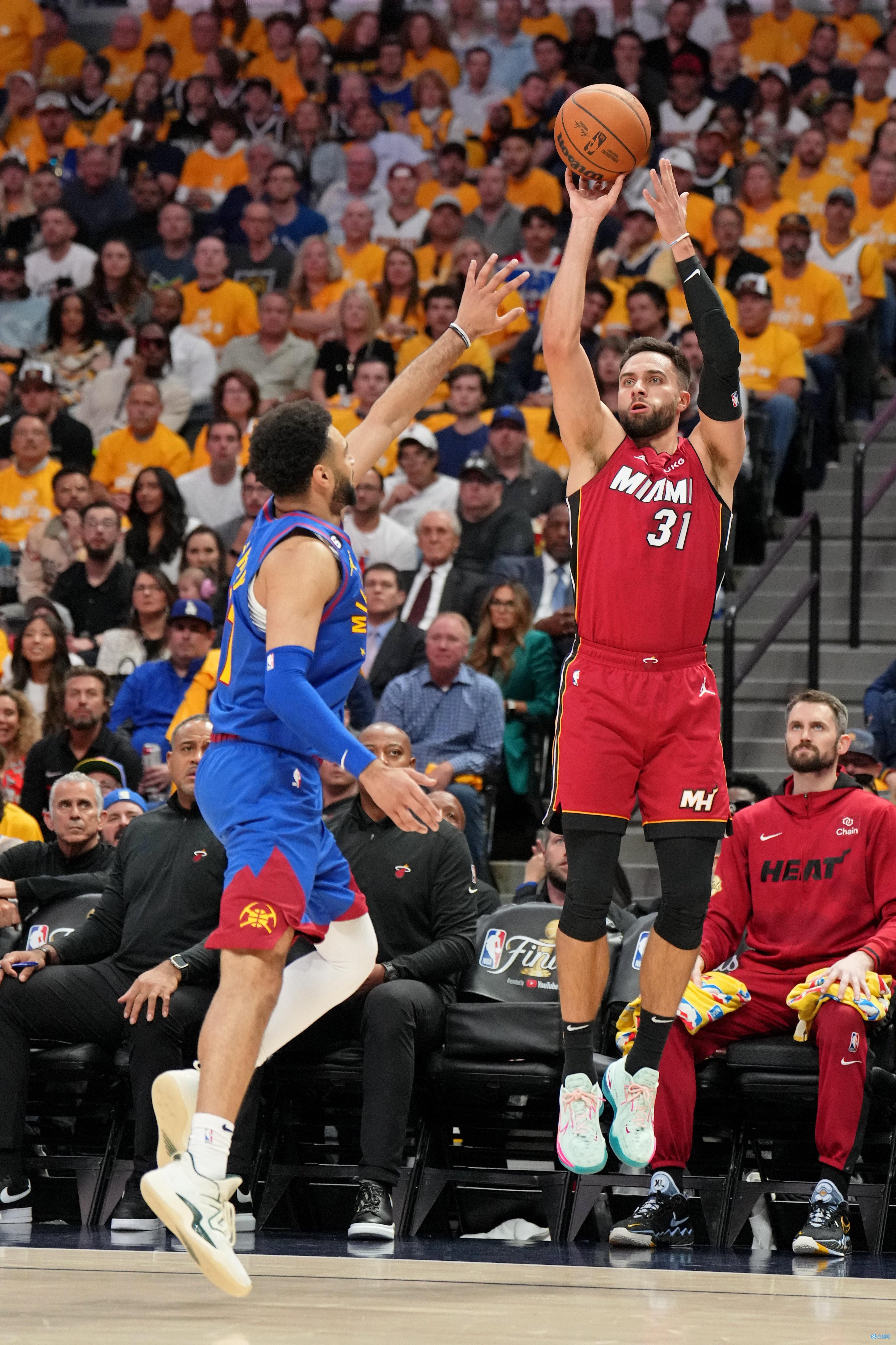 强弱格局被 强弱格局被